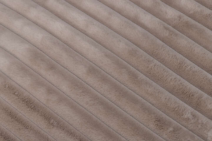 Designed by Lotte Hundekissen Reza Rund